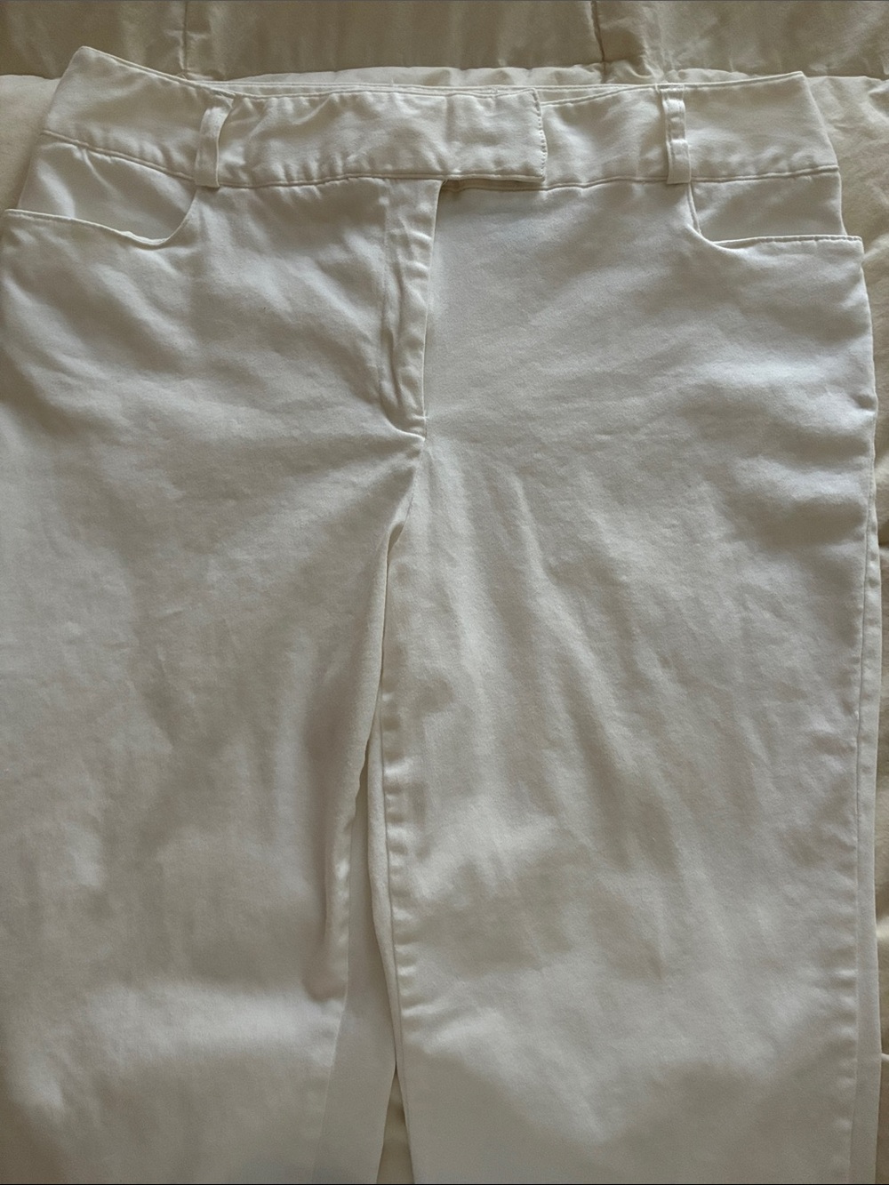 Sag Harbor White Straight-Leg Pull-On Pants